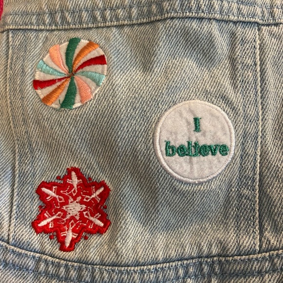 “I believe” Christmas Jean Vest for pets - Picture 5 of 10